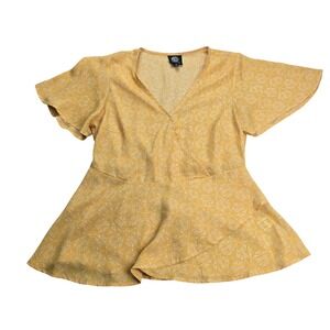 Bobeau Wrap Top Women Medium‎ Yellow Flutter Sleeve Peplum Tie Back